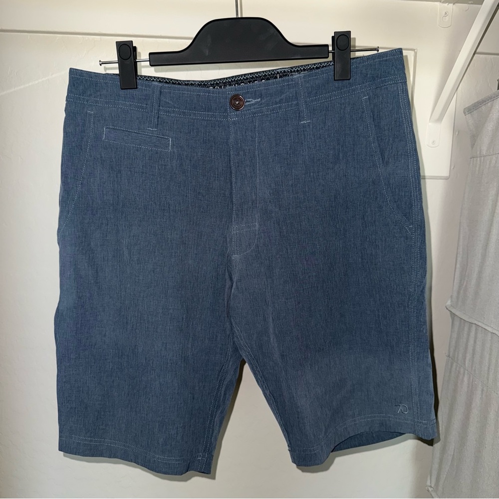 7 Diamonds Blue Golf Shorts